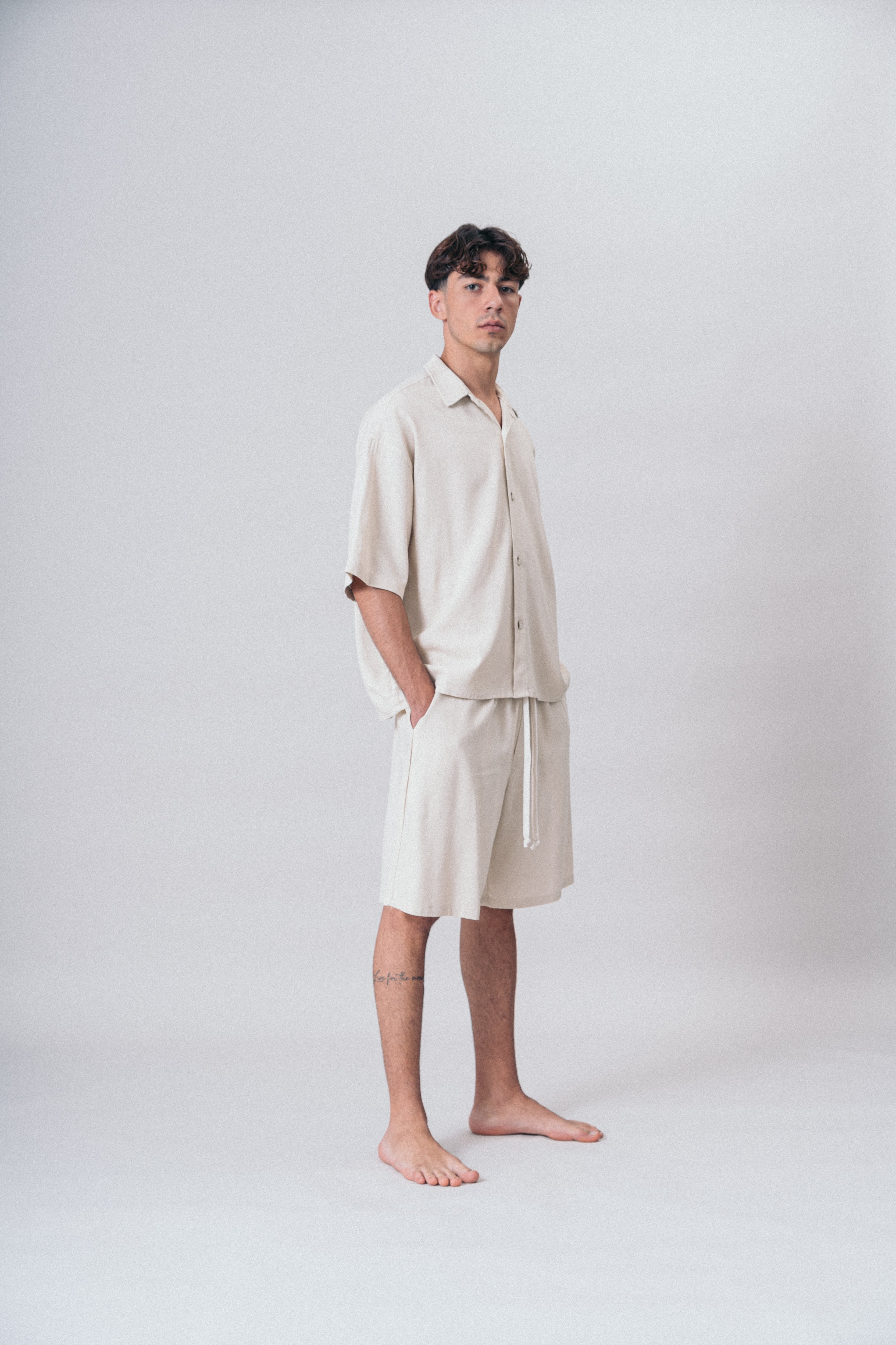 Nomad Short Sand