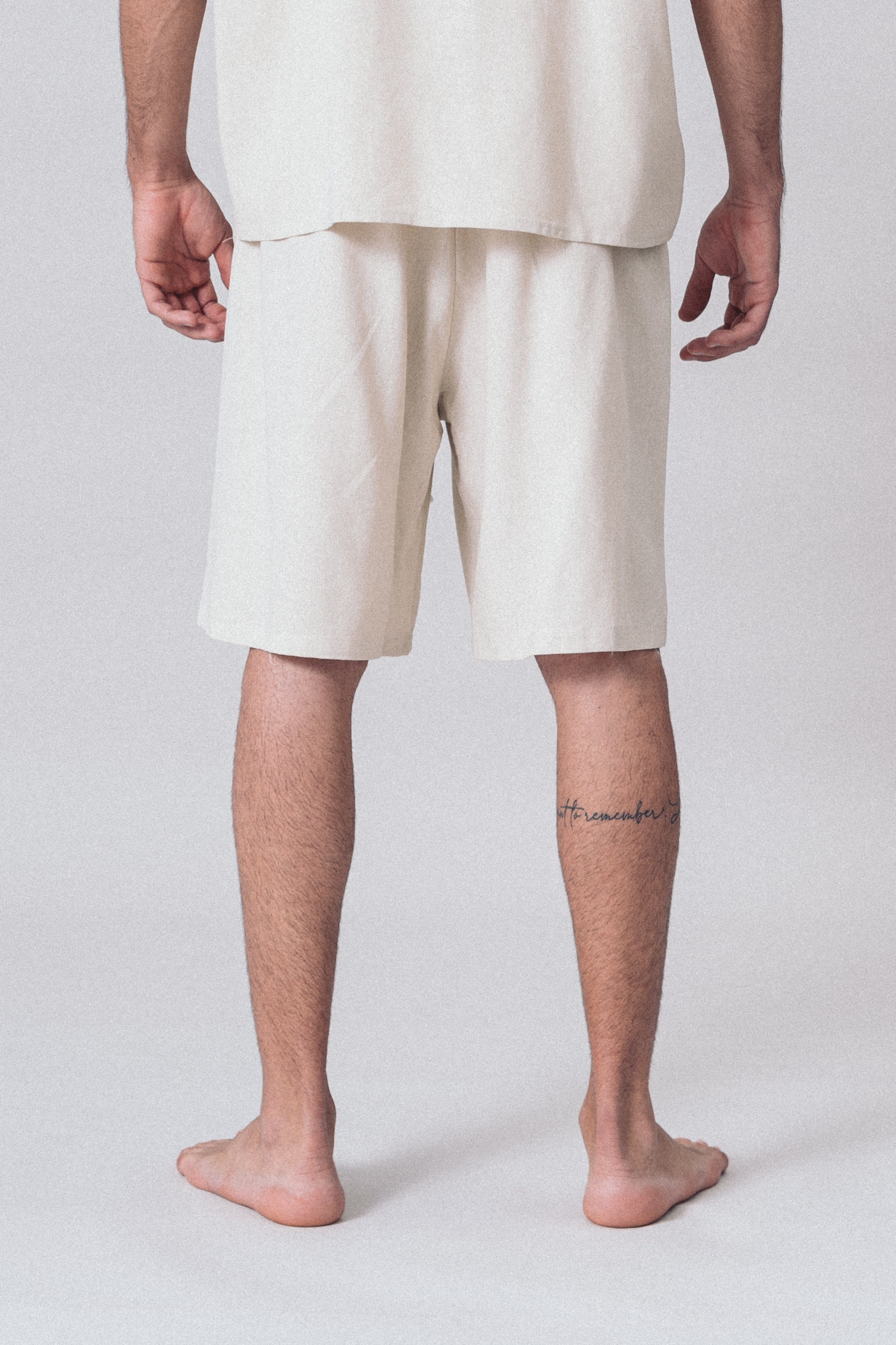 Nomad Short Sand