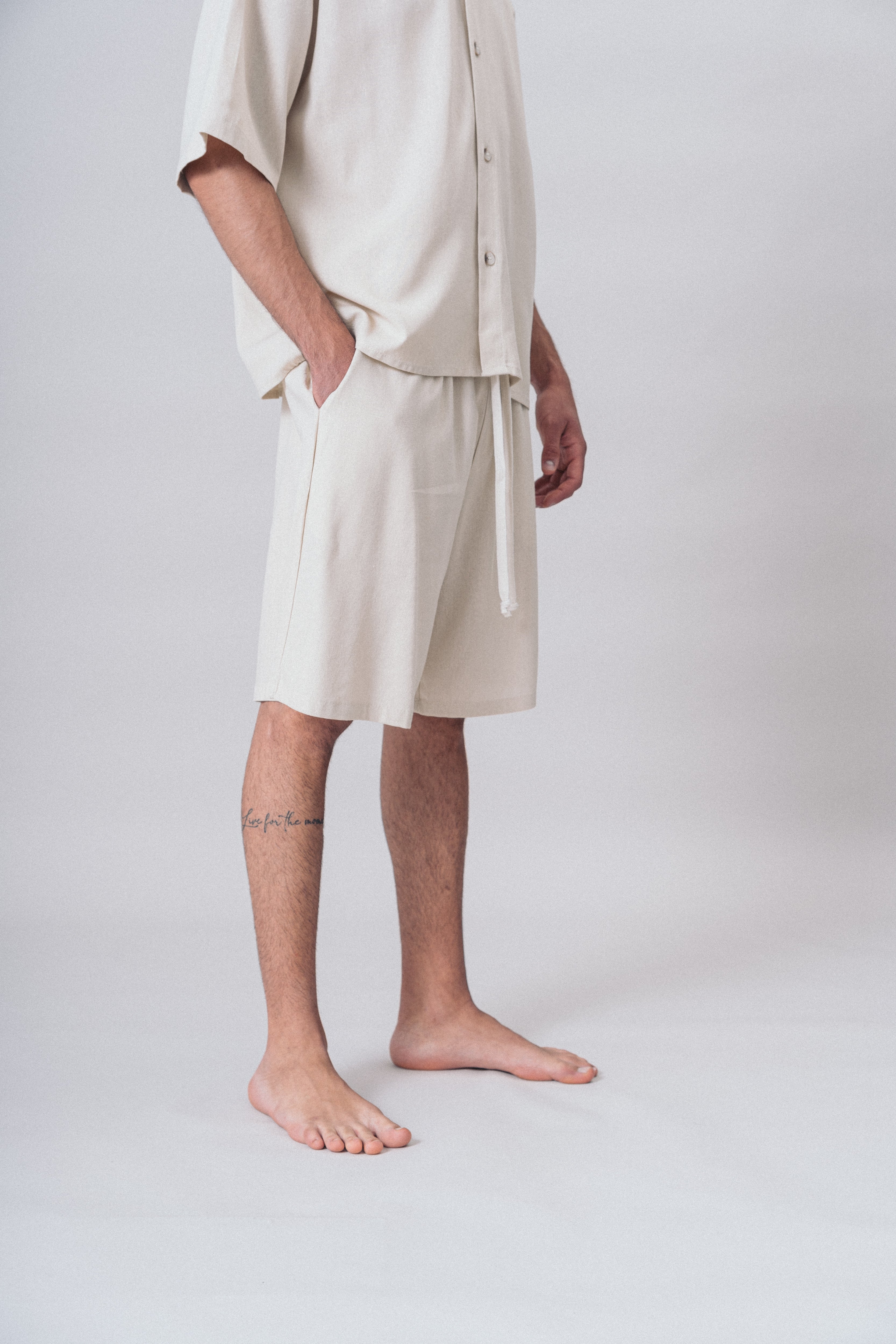 Nomad Short Sand
