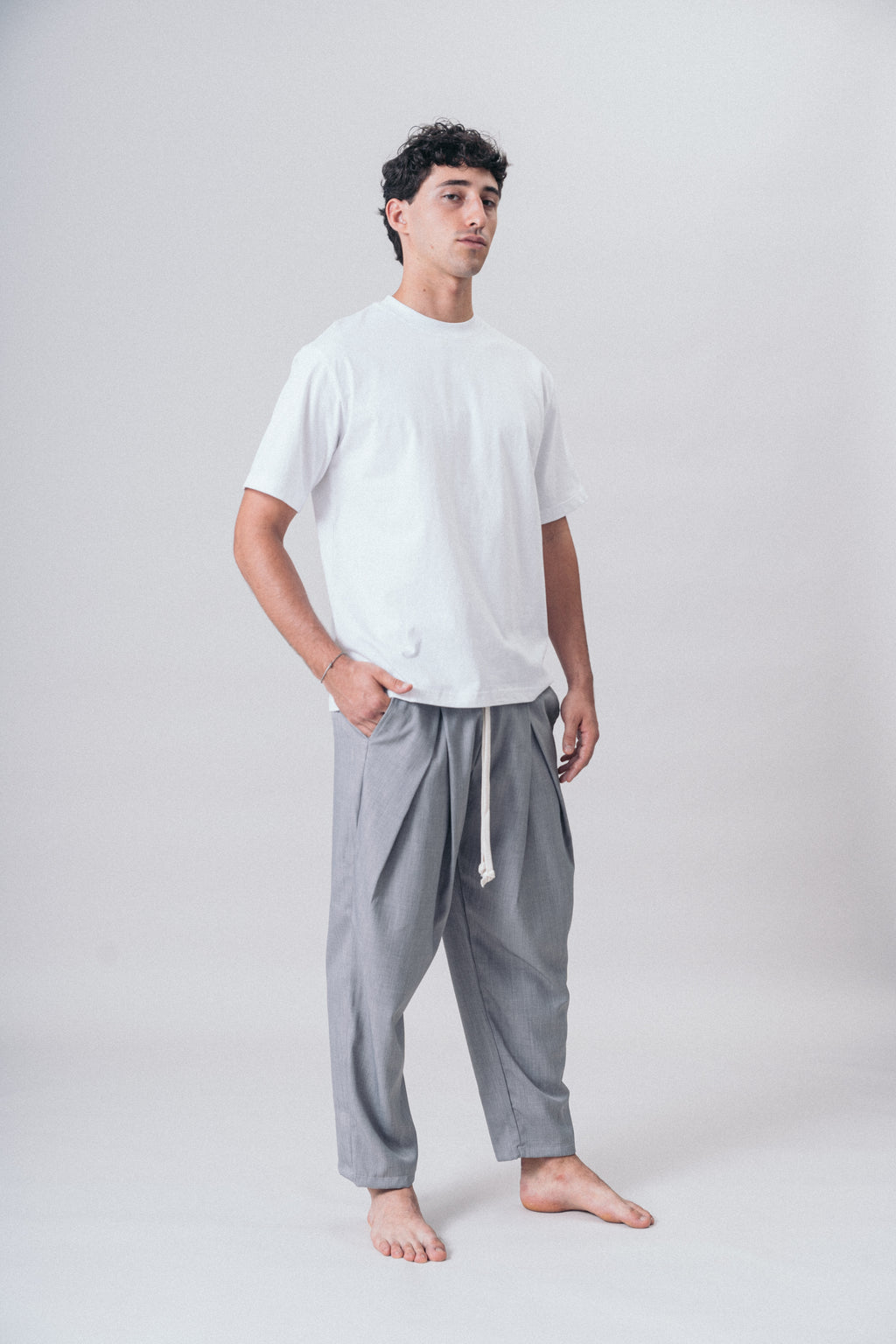 Essential Tee White