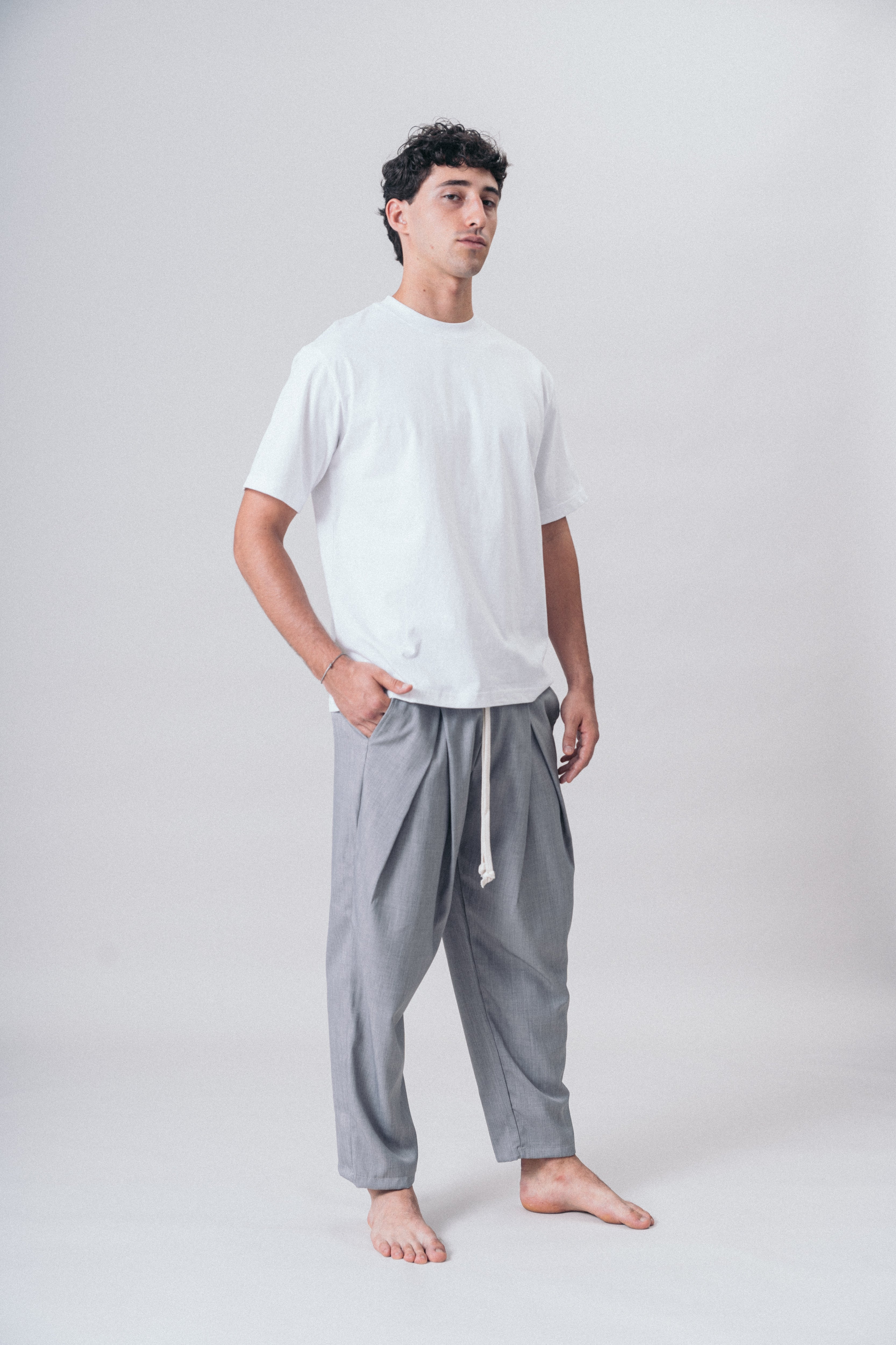 Essential Tee White