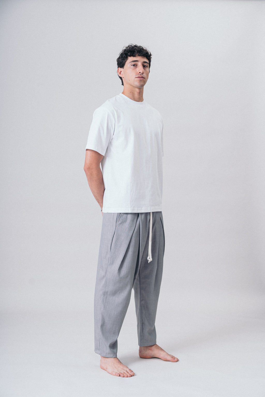 Essential Joggers Gray
