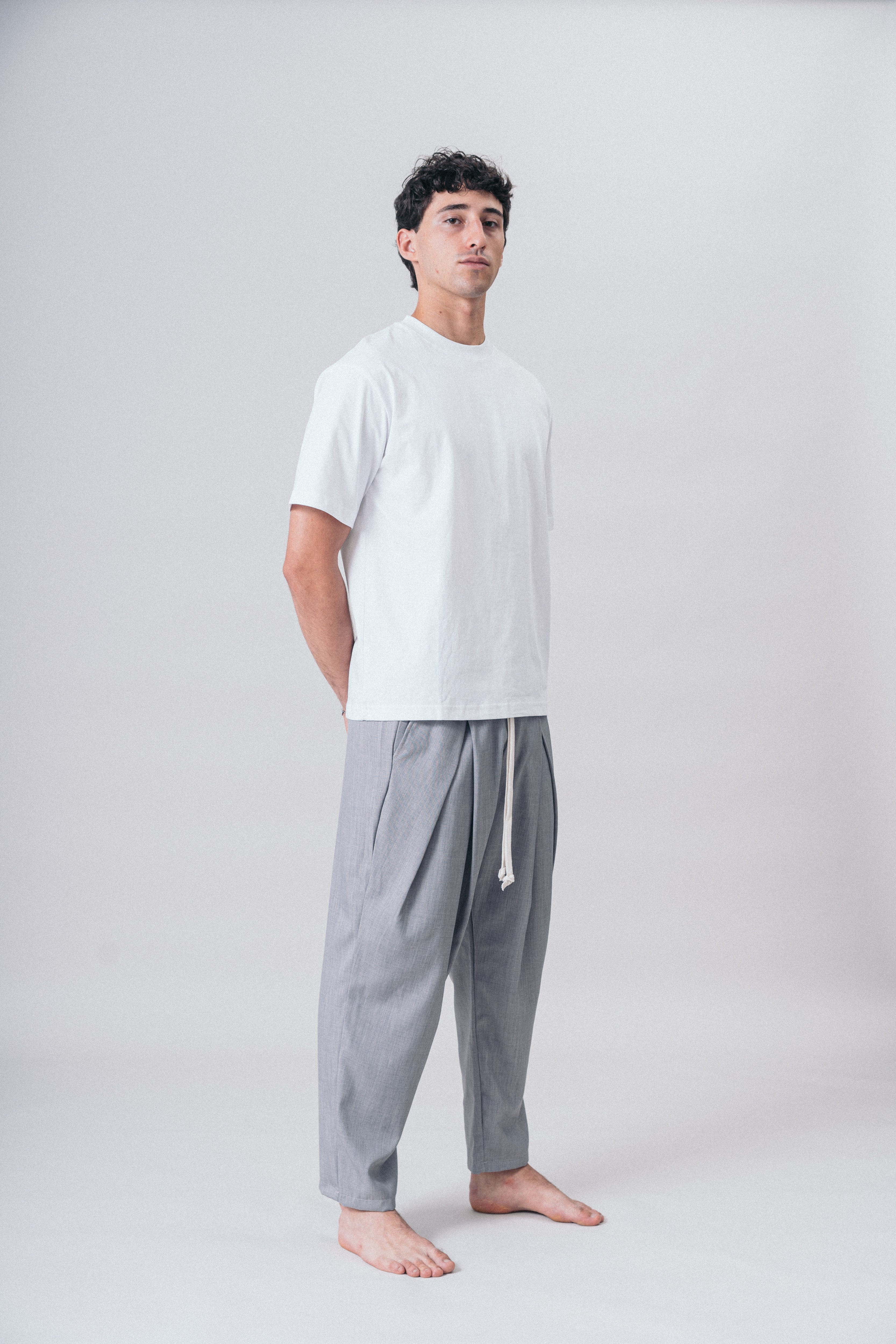 Essential Joggers Gray