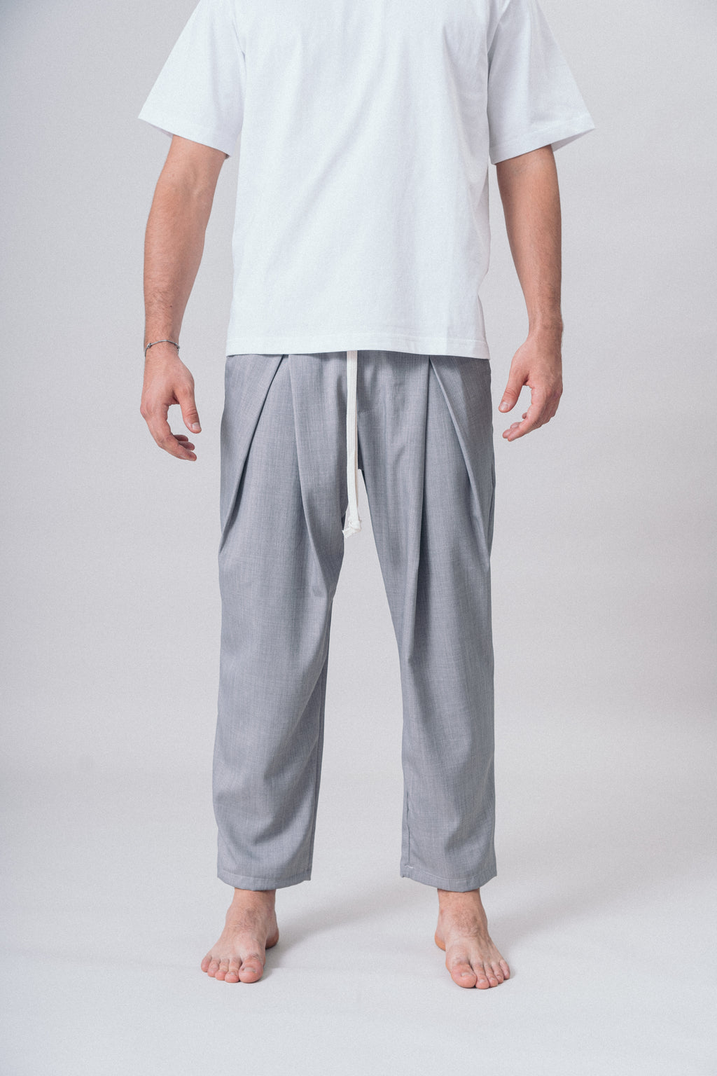 Essential Joggers Gray