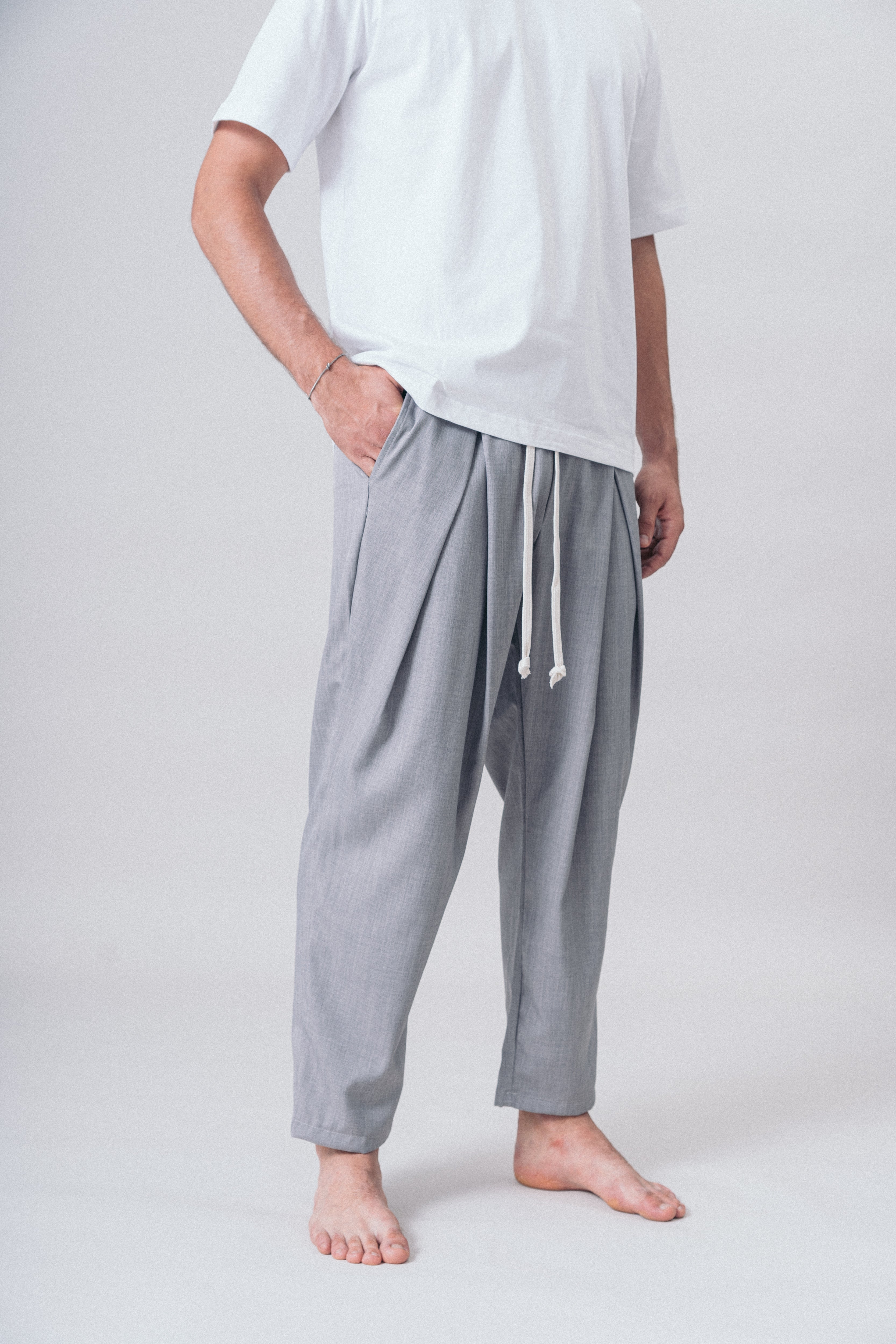 Essential Joggers Gray