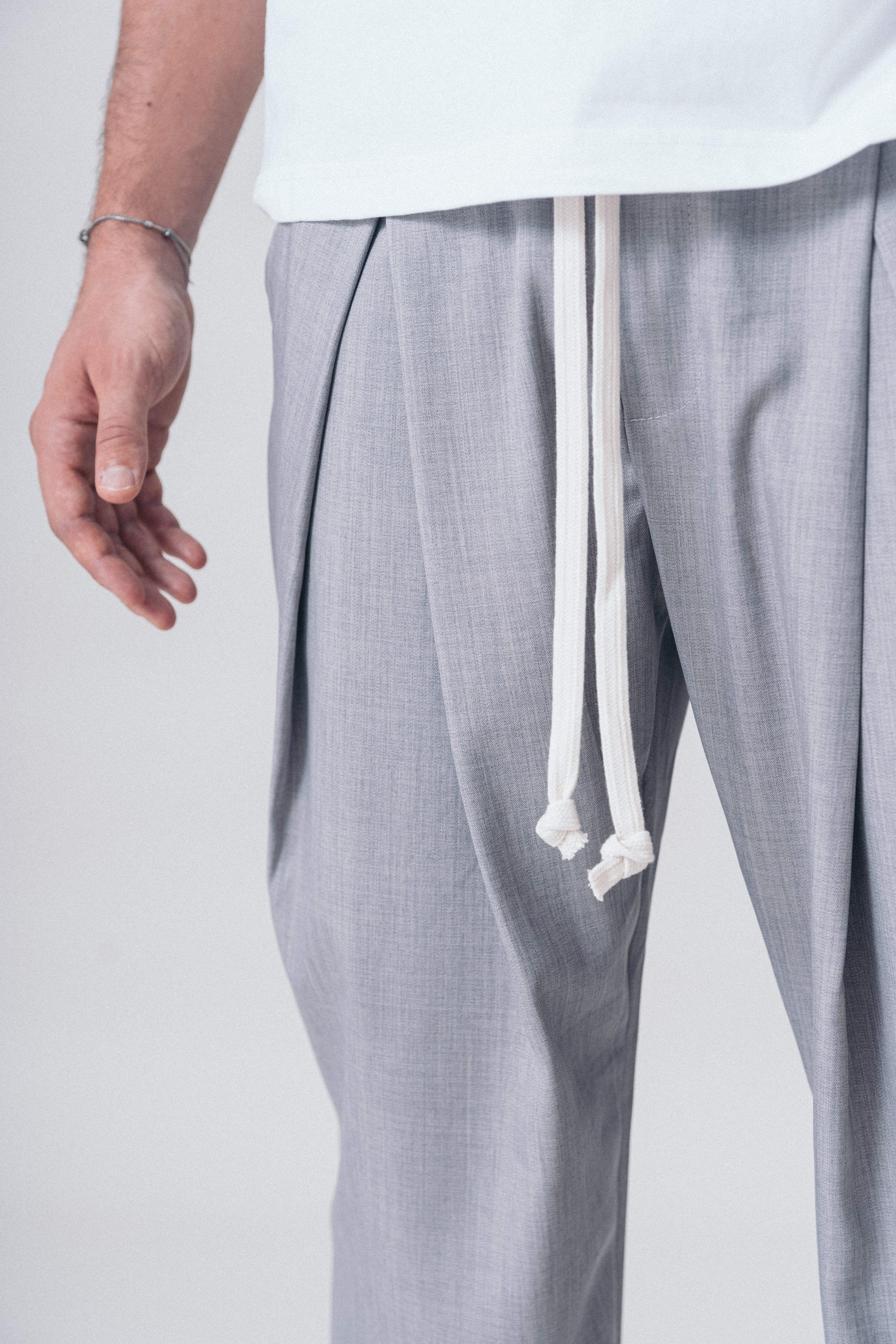 Essential Joggers Gray