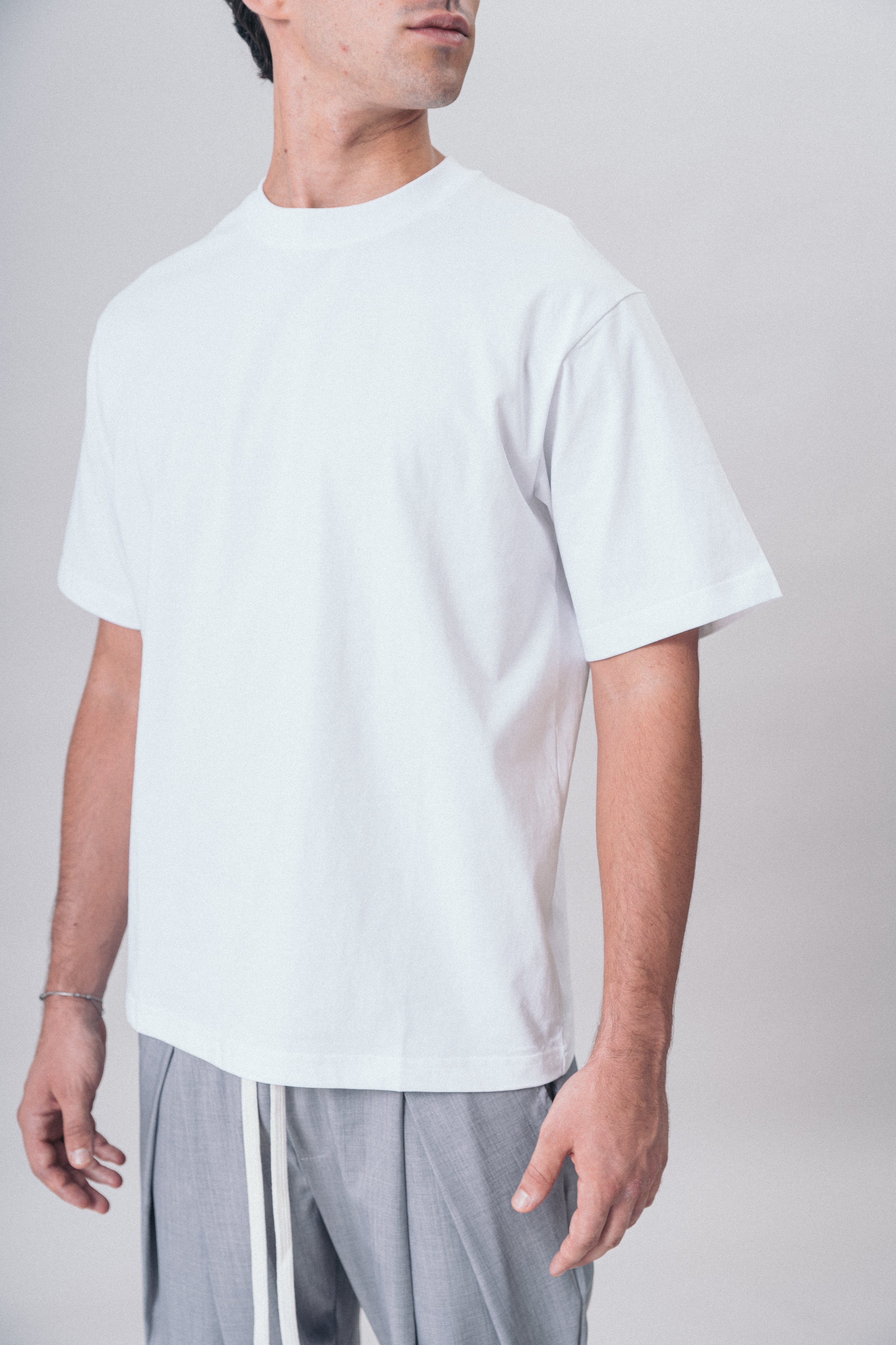 Essential Tee White