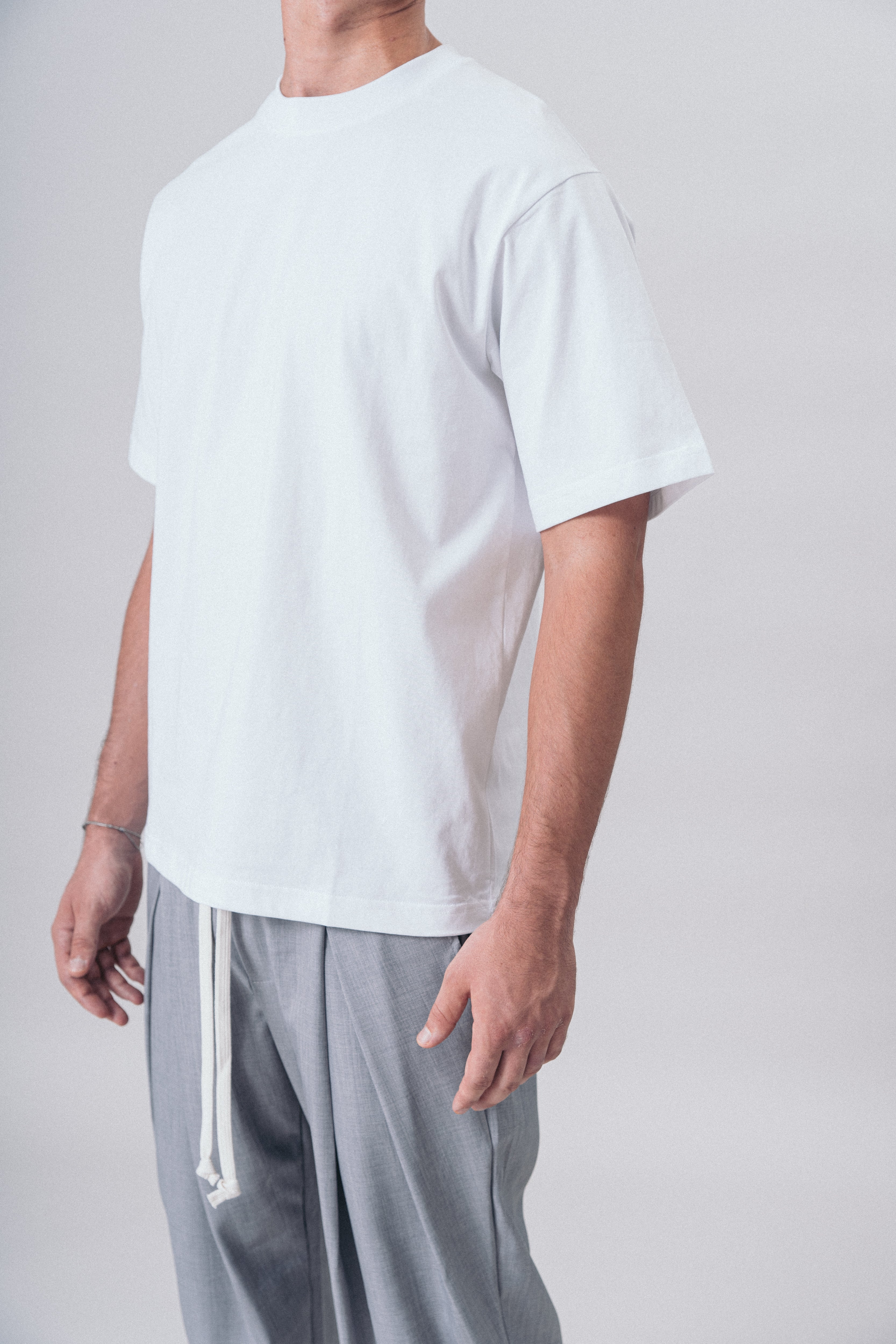 Essential Tee White