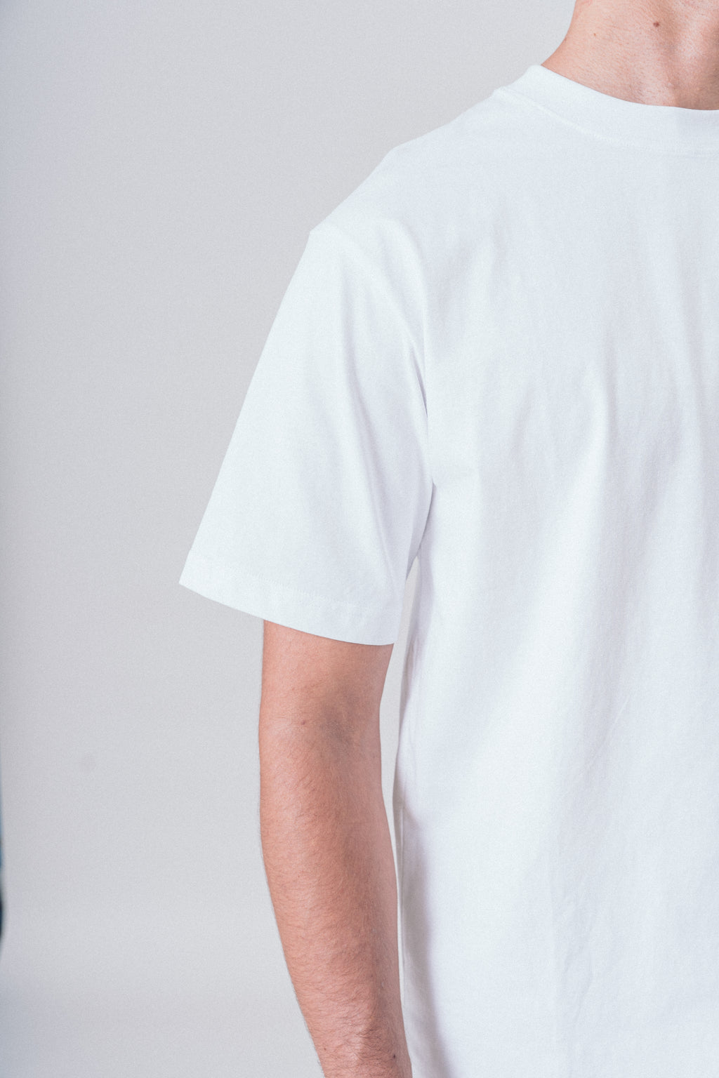 Essential Tee White