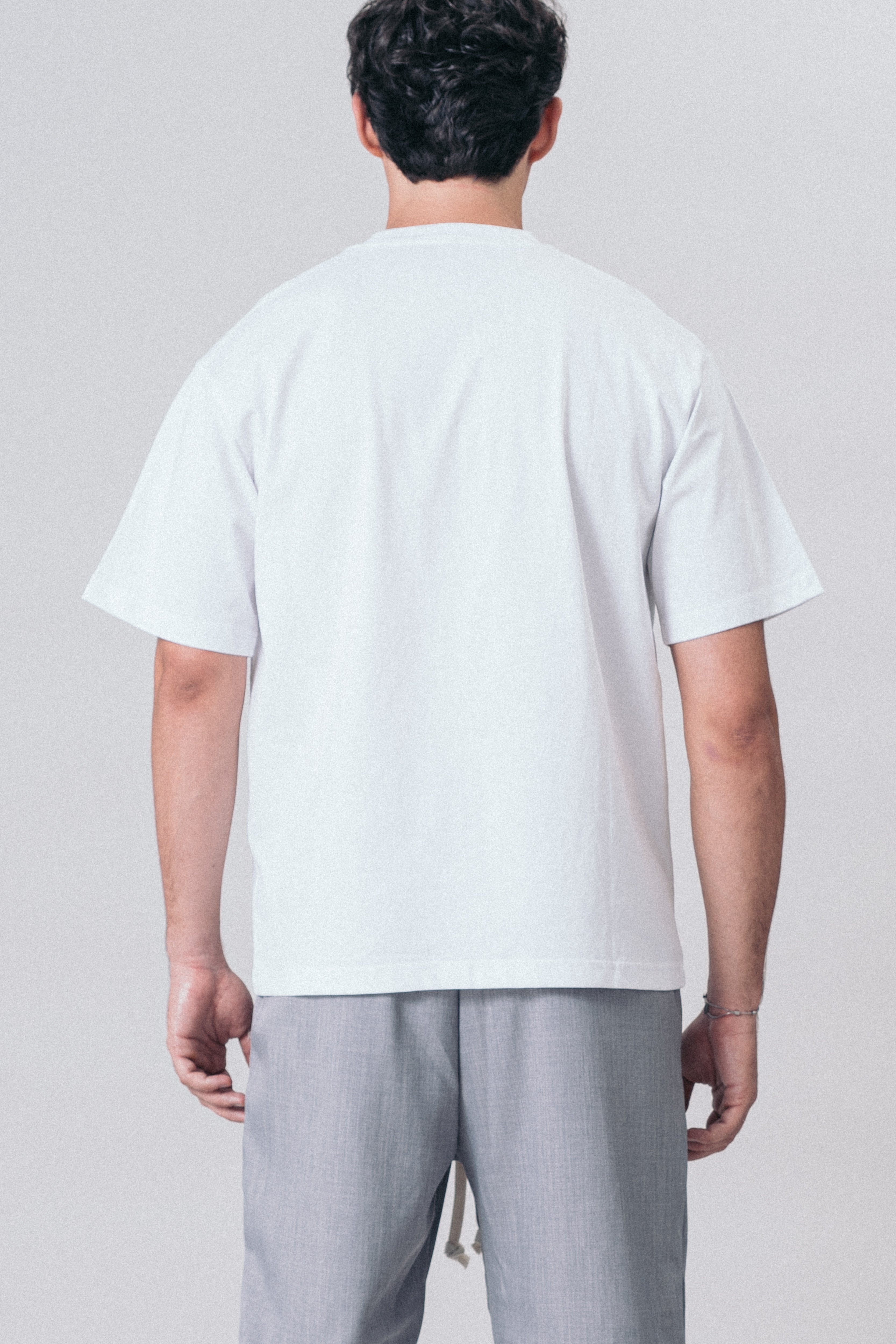 Essential Tee White