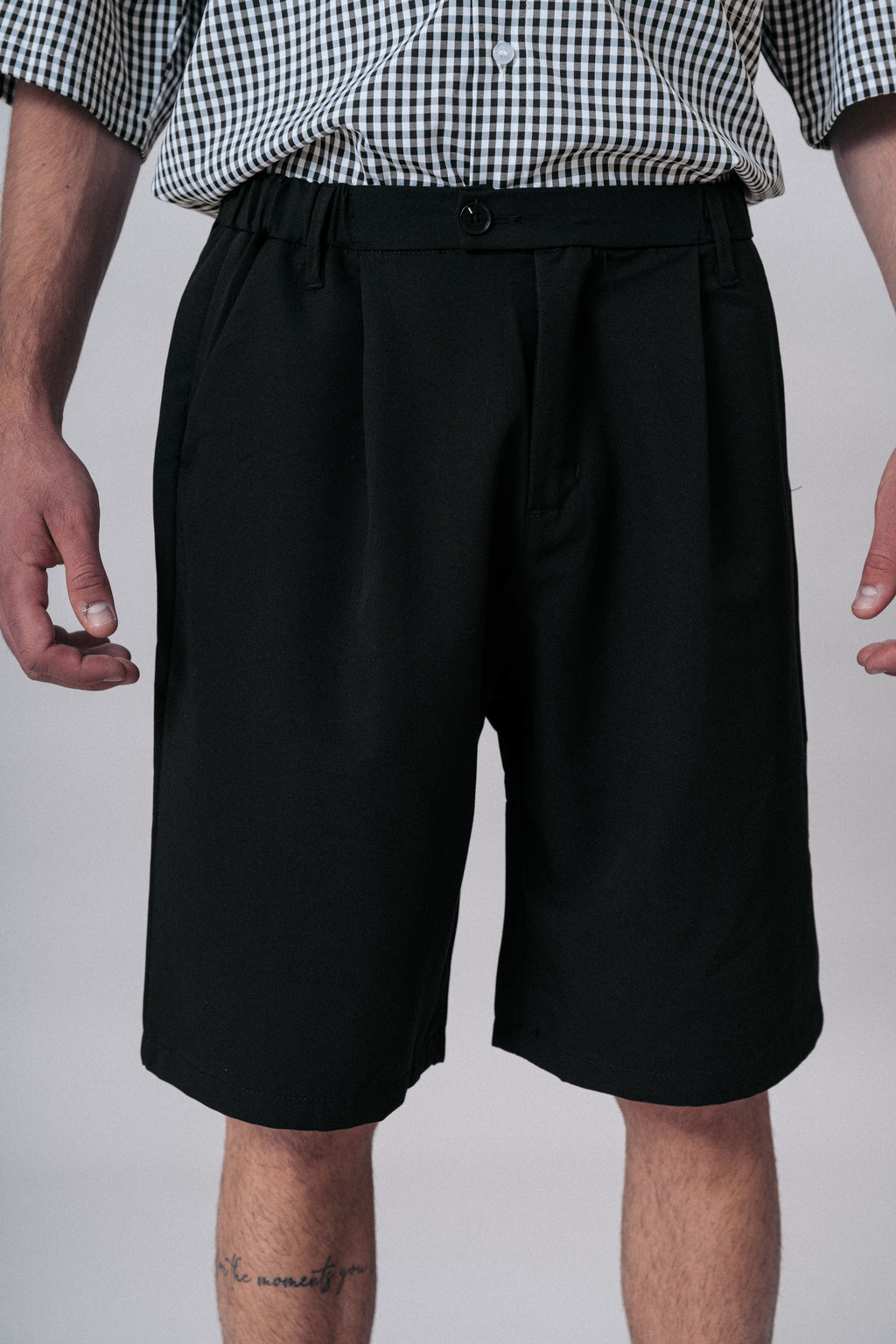 Essential Shorts Black